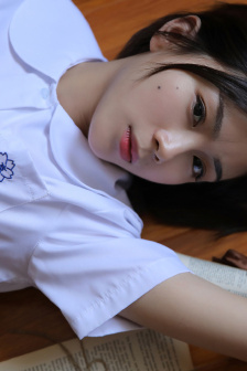 上课被同学摸出水(かさいちあき)全本